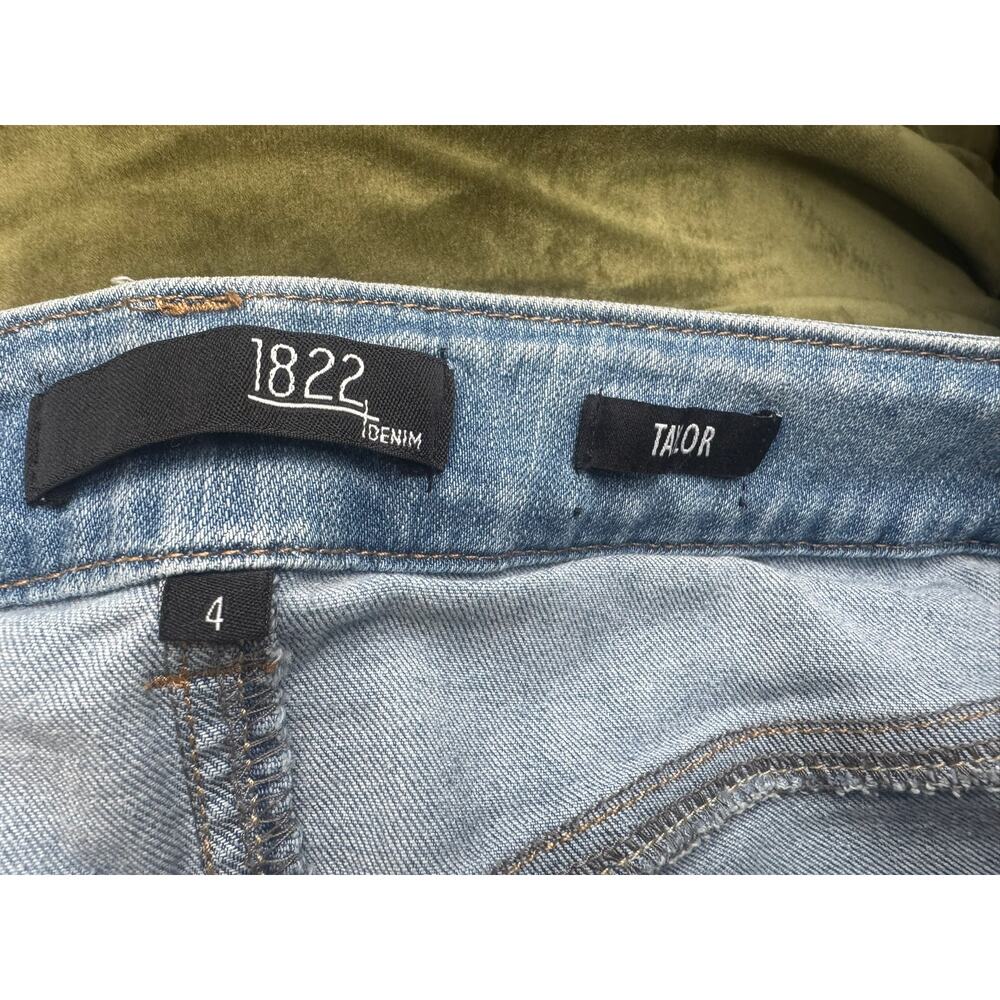1822 Denim Taylor Jeans Size 4 Light Wash Cuffed Distressed High Rise - Picture 4 of 12
